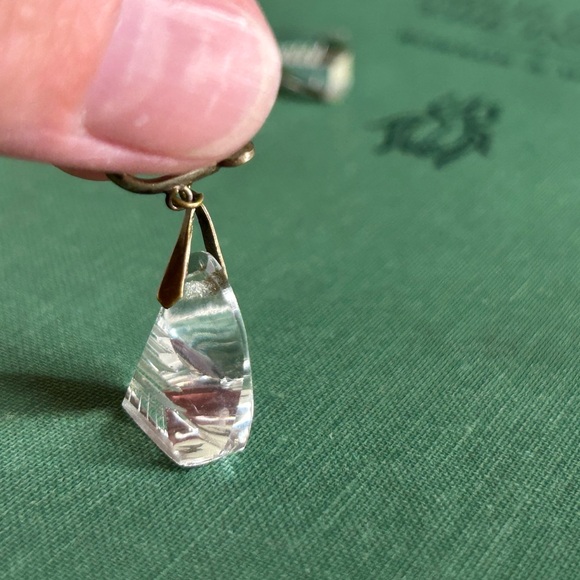 Antique Screw-Back Earrings - Picture 12 of 16